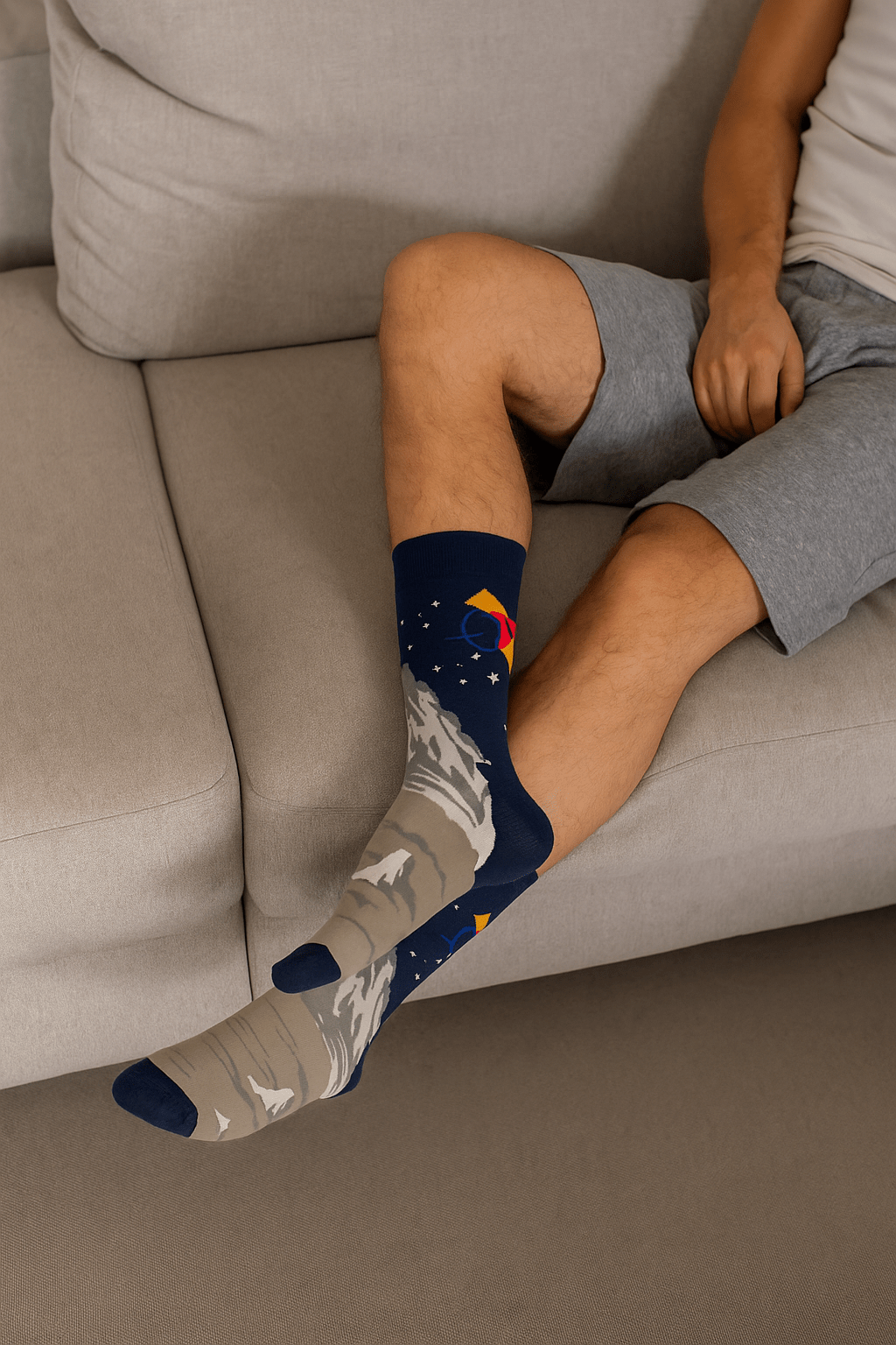 SpaceVibes™ – Baumwollsocken mit galaktischem Print - sockNroll